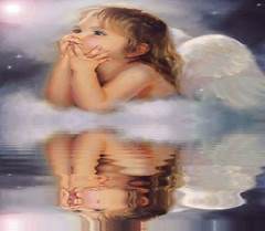 Rozmyślający aniołek